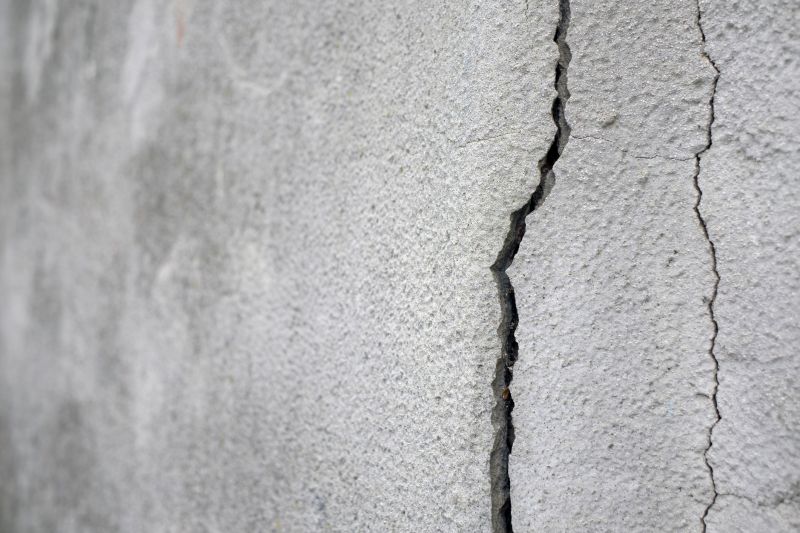 Crack Repair on Wall